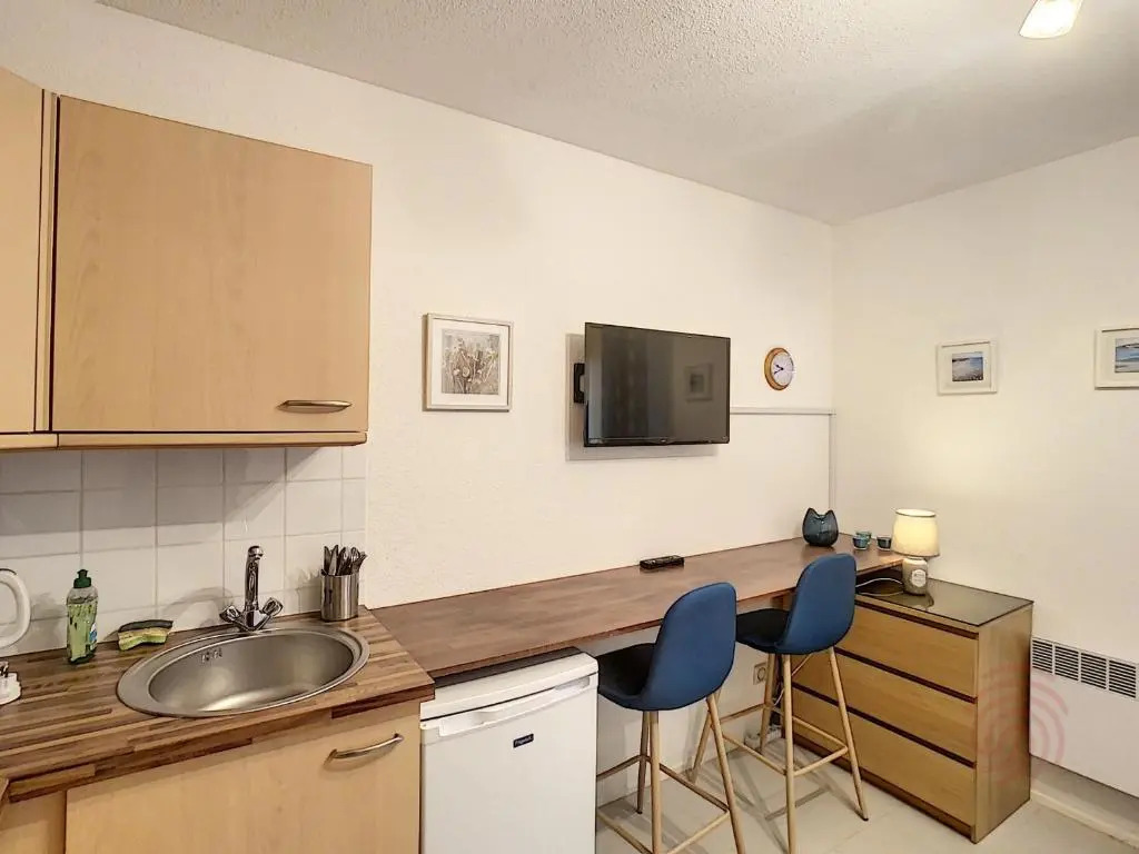 Appartement Lamalou-les-Bains, 1 pièce, 2 personnes - FR-1-451-136