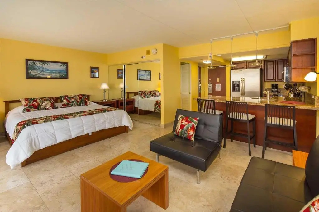 Ilikai 542 - Studio Condo
