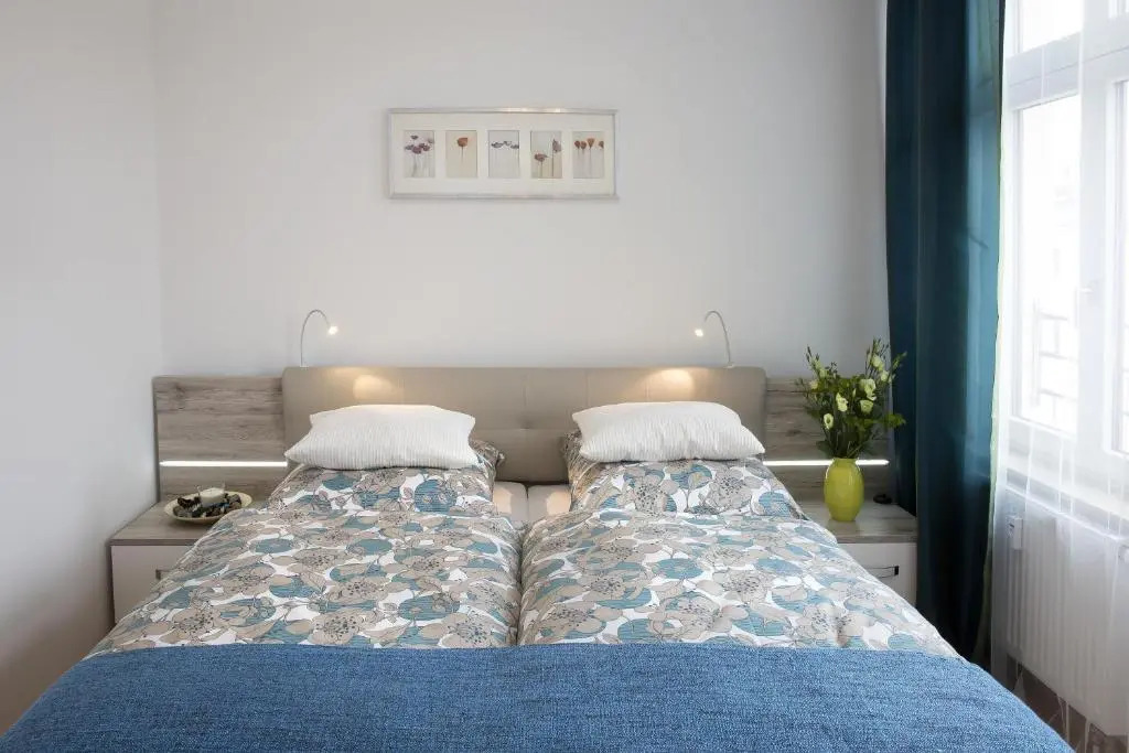Leon Suite Apartments
