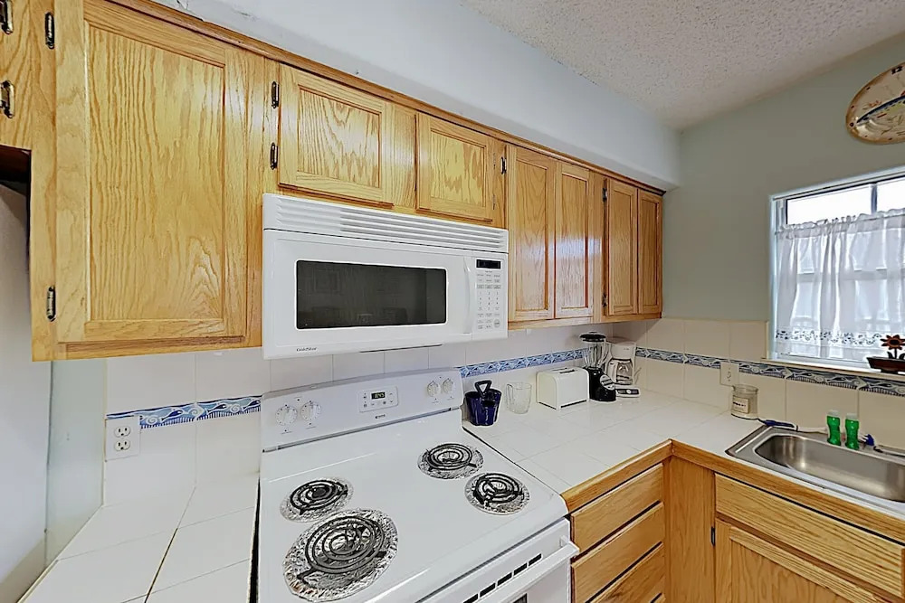 New Listing! Casa De La Isla W/ Private Pool 3 Bedroom Condo