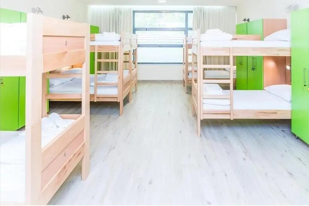 AI HOSTEL