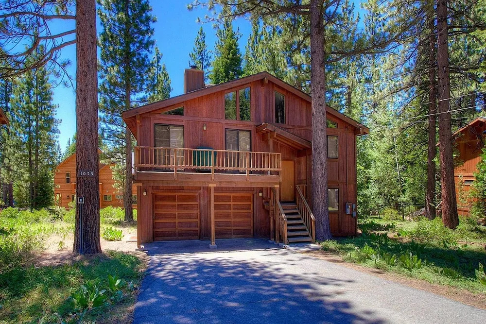 Merry Beary by Lake Tahoe Accommodations