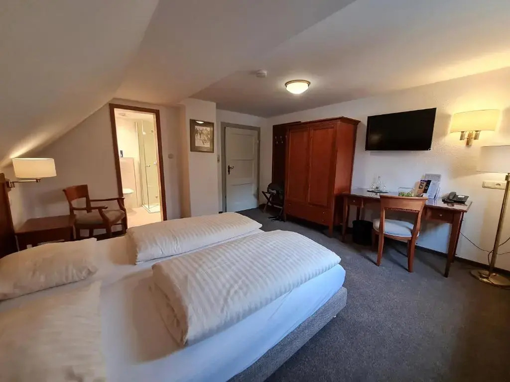 Hotel Waldquelle - Baumhaushotel Aerzen
