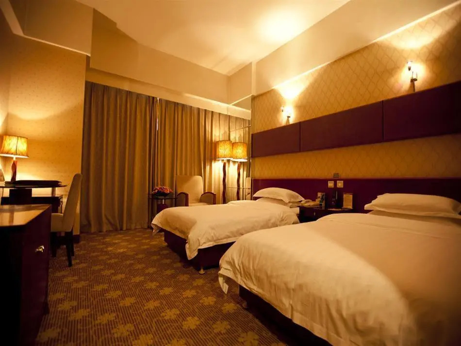 Chengdu Babao Grand Hotel