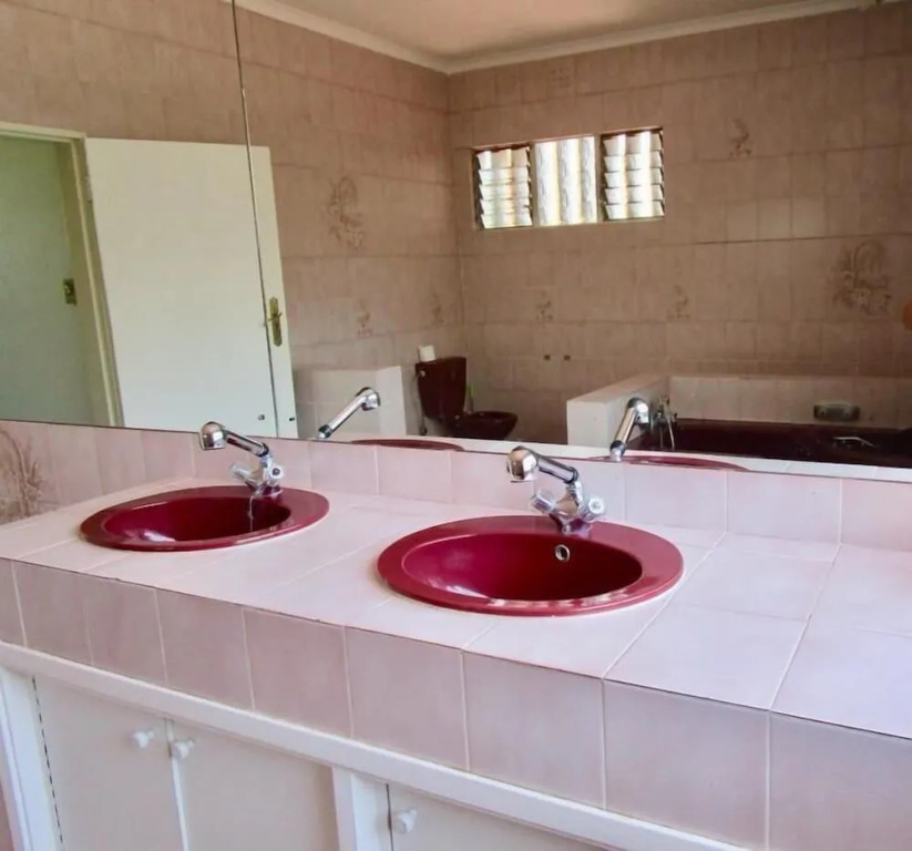 Bruma Holiday Home