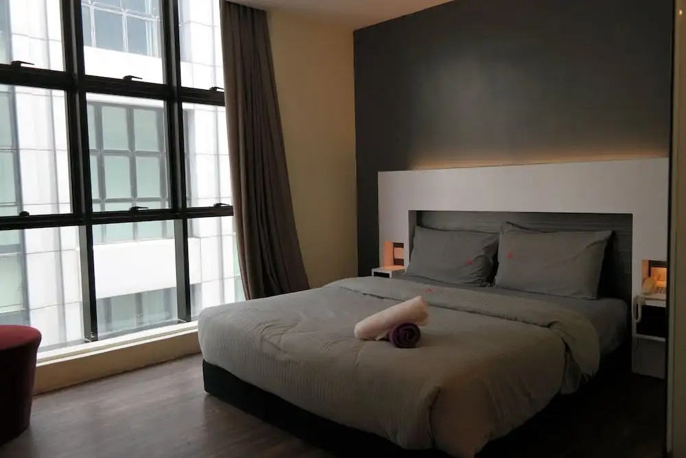 Summer Oscar Boutique Hotel