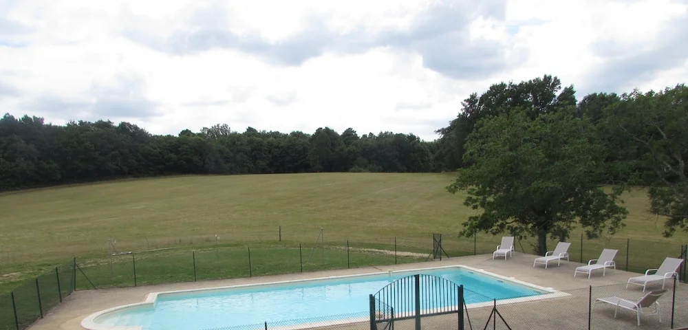 House With 4 Bedrooms in Soulaures, With Indoor Pool and Furnished Gar