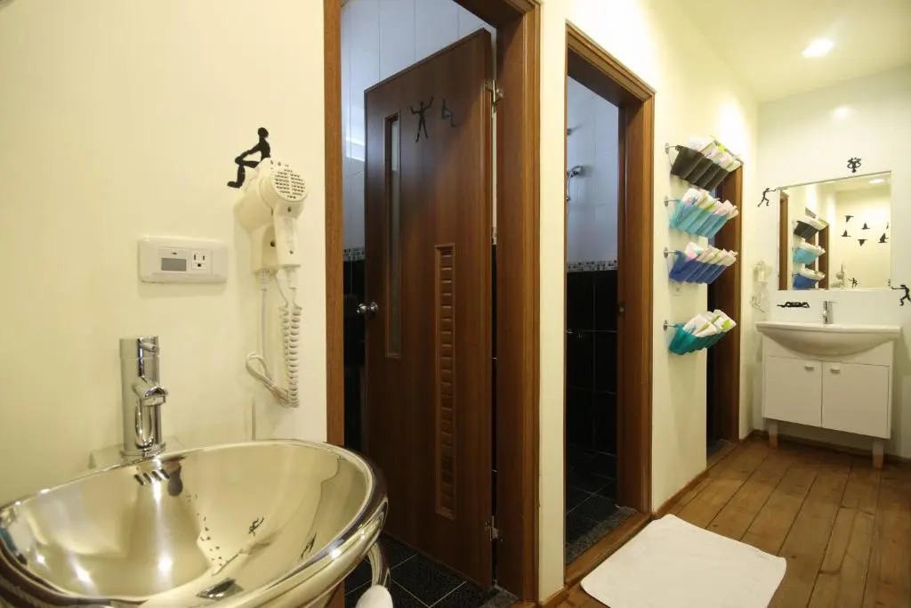 See Railway B&B