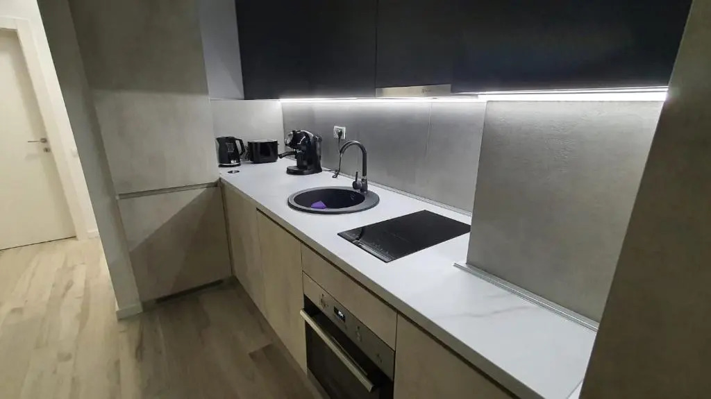 Platinum I