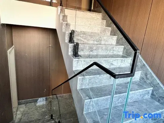 Shenju Business Hotel