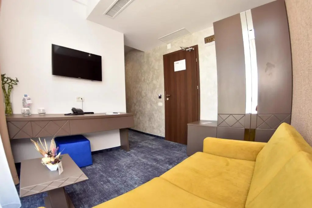Stavros Hotel