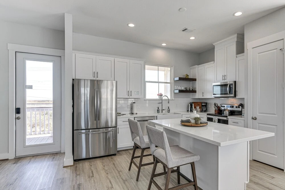 Galveston Home w/ Decks + Views, Walk to Beaches!
