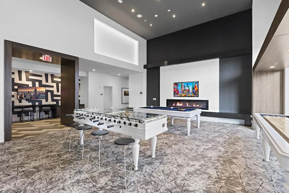 Global Luxury Suites in White Plains