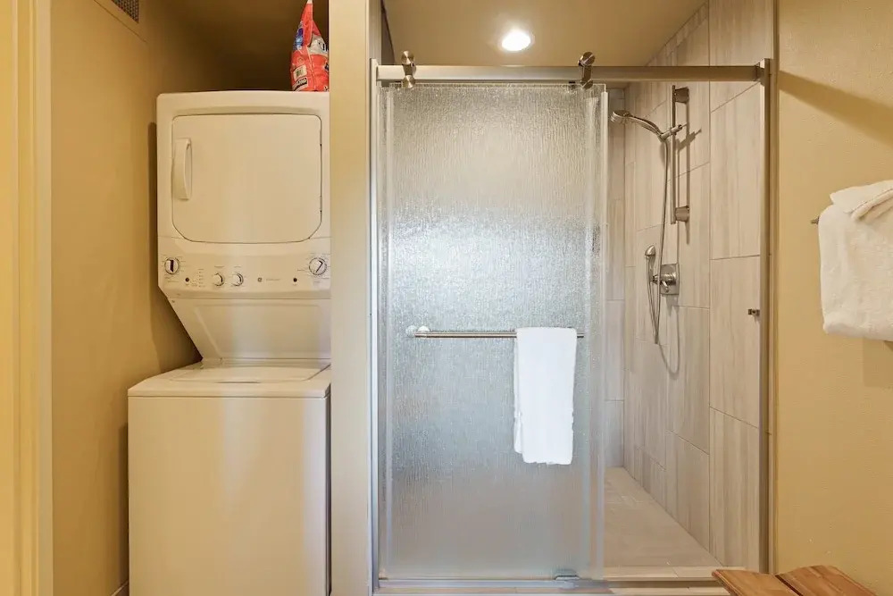 River Ridge 323a 1 Bedroom Home