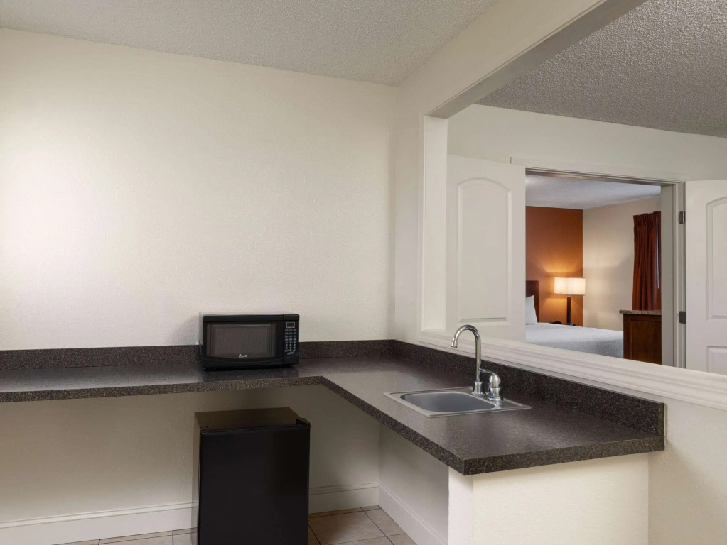 Ramada by Wyndham Elko Hotel at Stockmens Casino