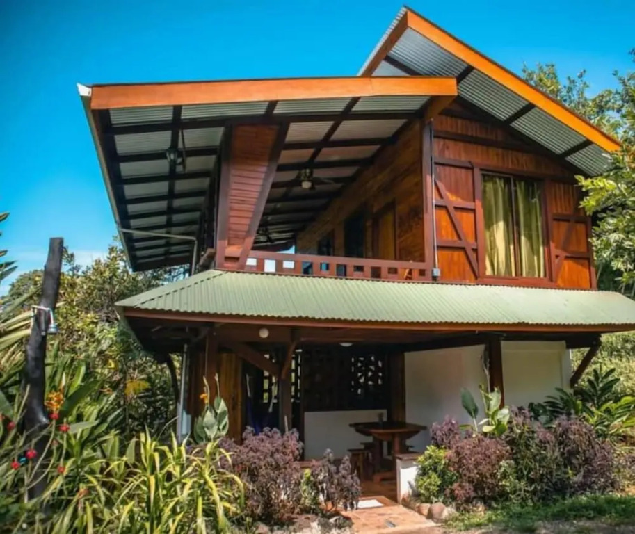 Sunset Lodge