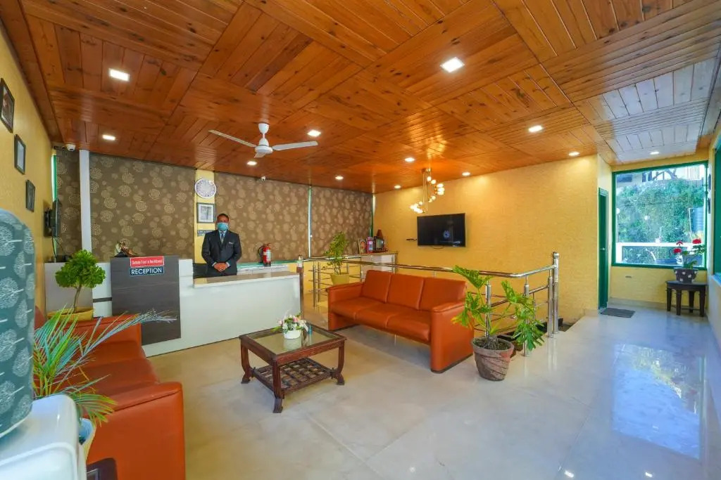 Hotel Glenroy By DLS Hotels