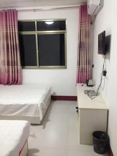 RIzhao Honghong Inn