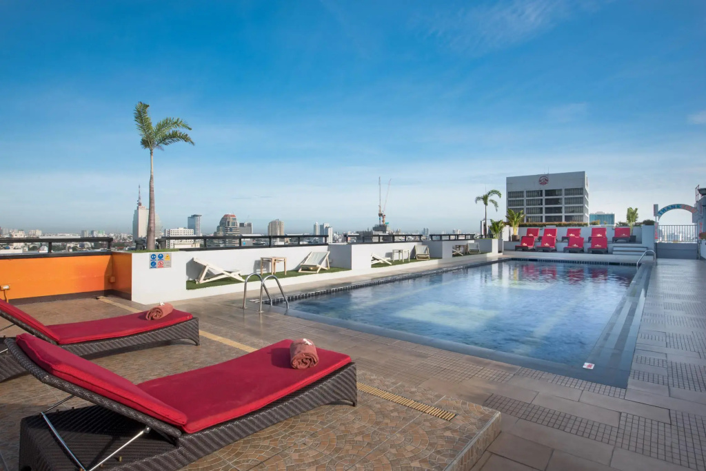 Furama Silom Hotel