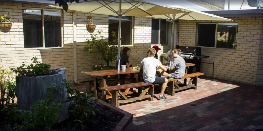 Shiralee Hostel -note - Valid passport required to check in