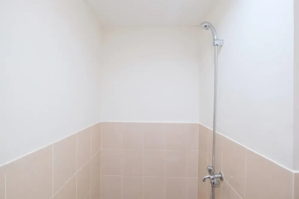 Comfort 2BR at 6th Floor Podomoro Golf View Apartment