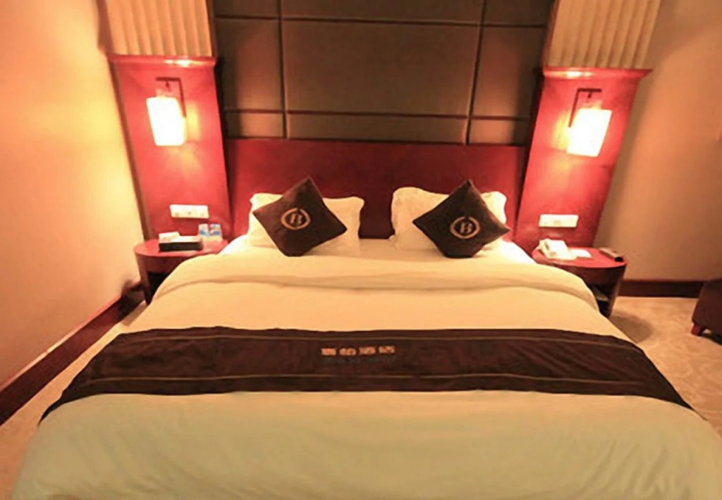 Jiabo Hotel