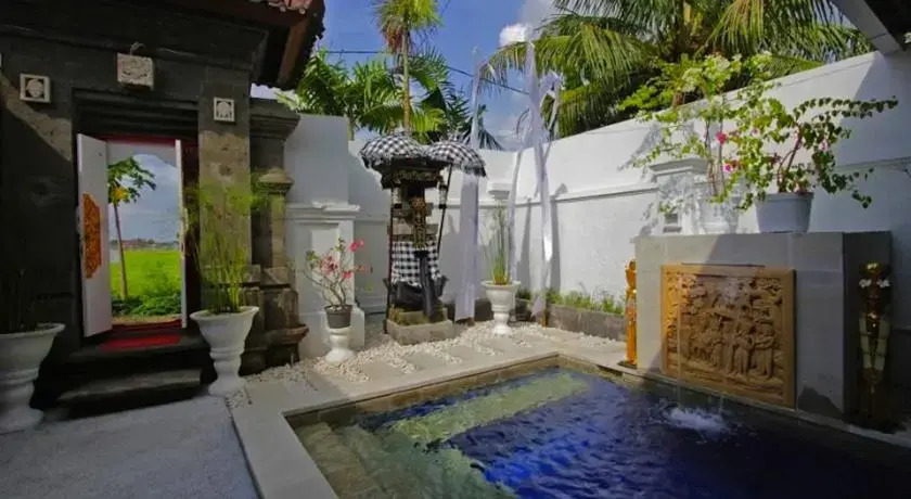 Kamea Villa