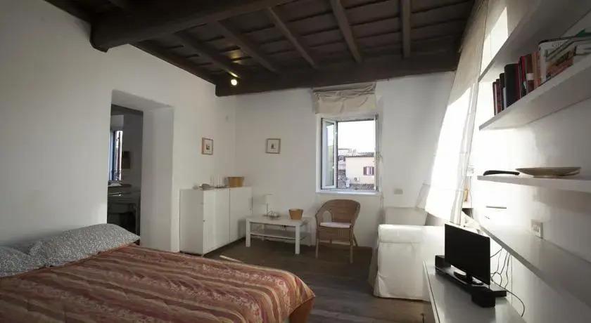Citiesreference - Romantic getaway in Campo de Fiori