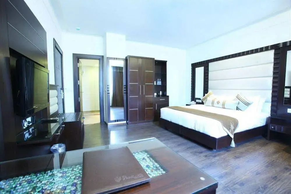 Parkland Grand Kapashera