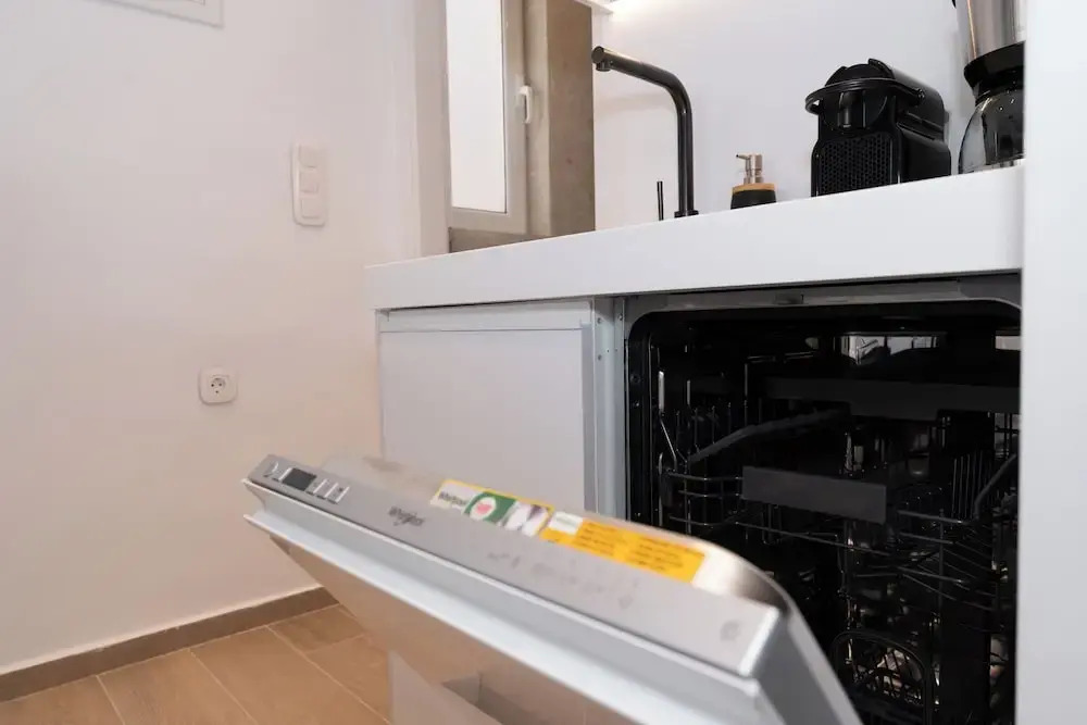 Stylish 1-Bedroom in the center, 4mins walk to Syntagma Square