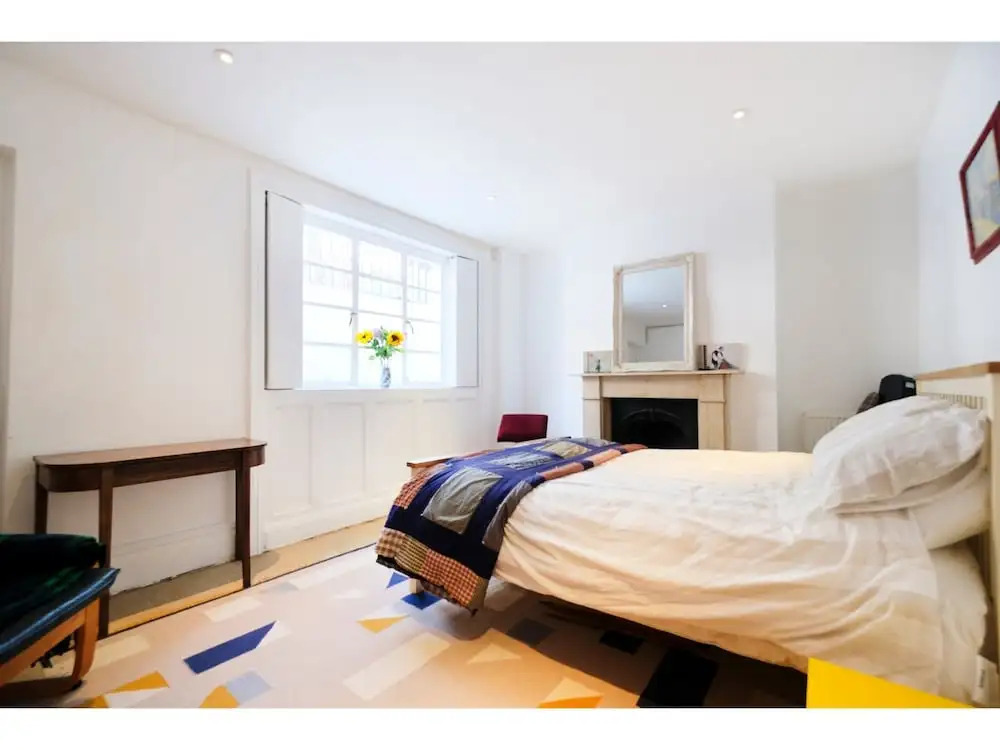 3-br Spacious Flat in Central London