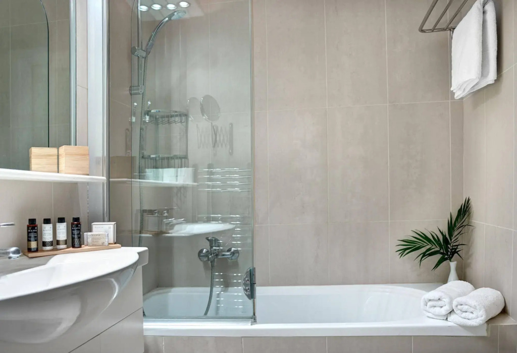 Blazer Suites Hotel