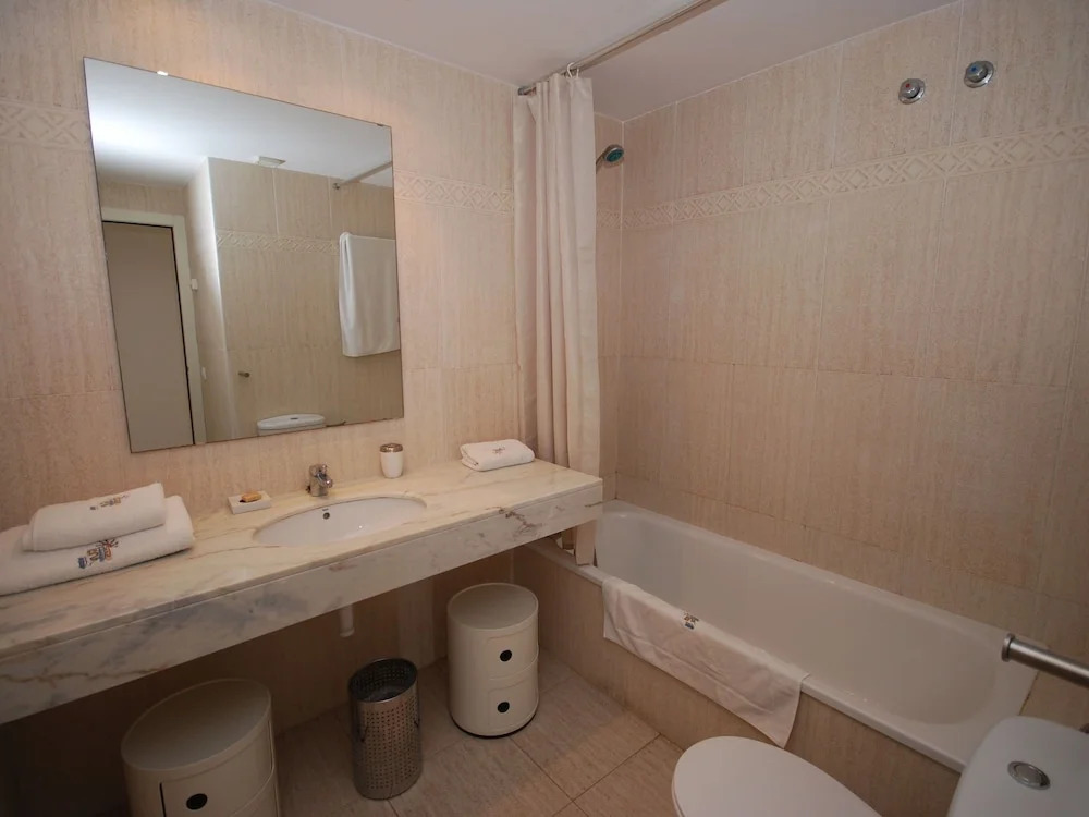 Apartment in Sant Feliu Near the Beach