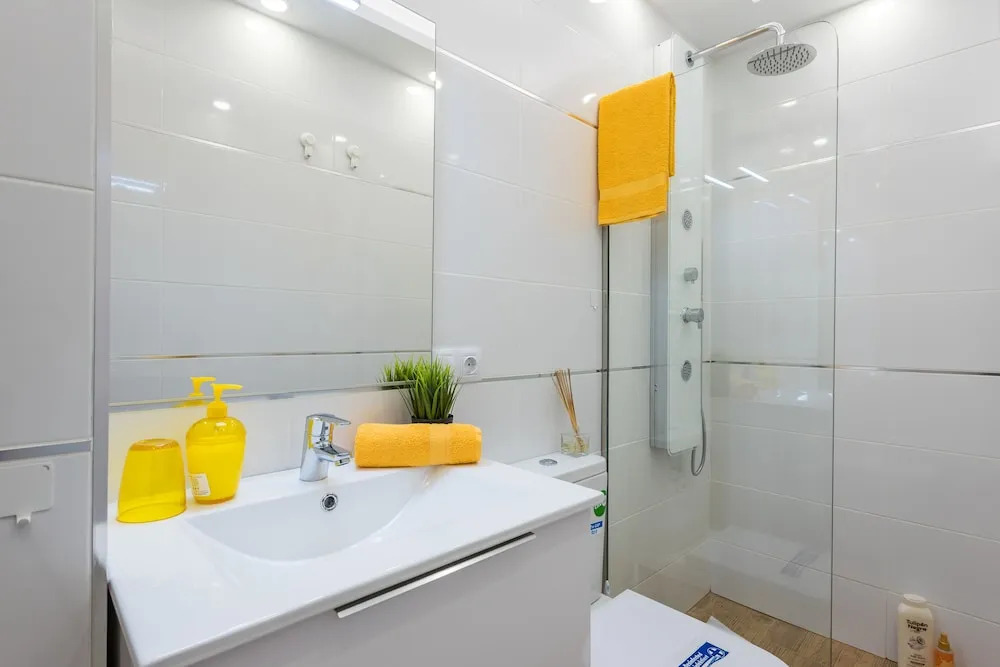 263Precious Bungalow with terrace