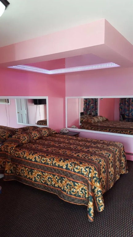 Sharn's Motel