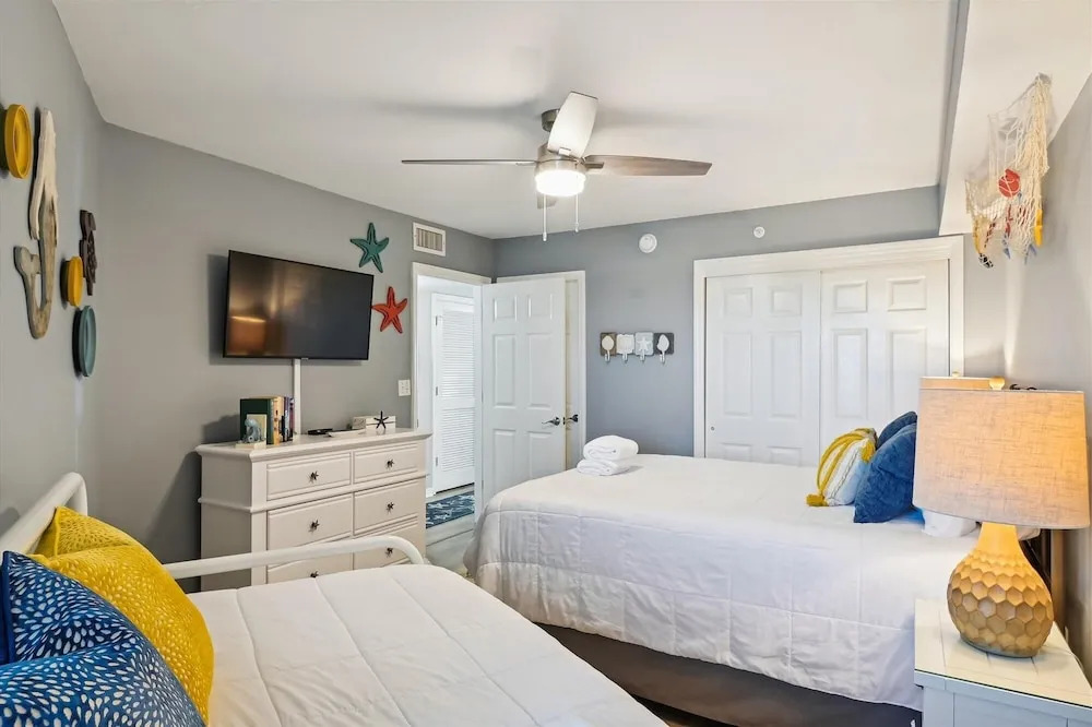 Seacrest 501AB is a Gulf Front 3 BR on Okaloosa Island by RedAwning