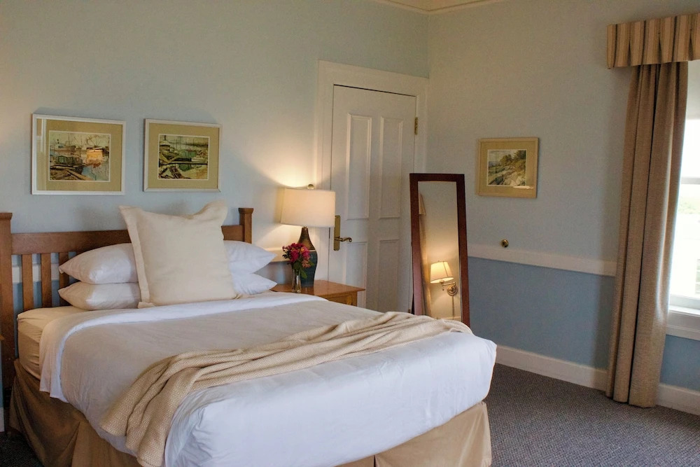 The McKernan Inn