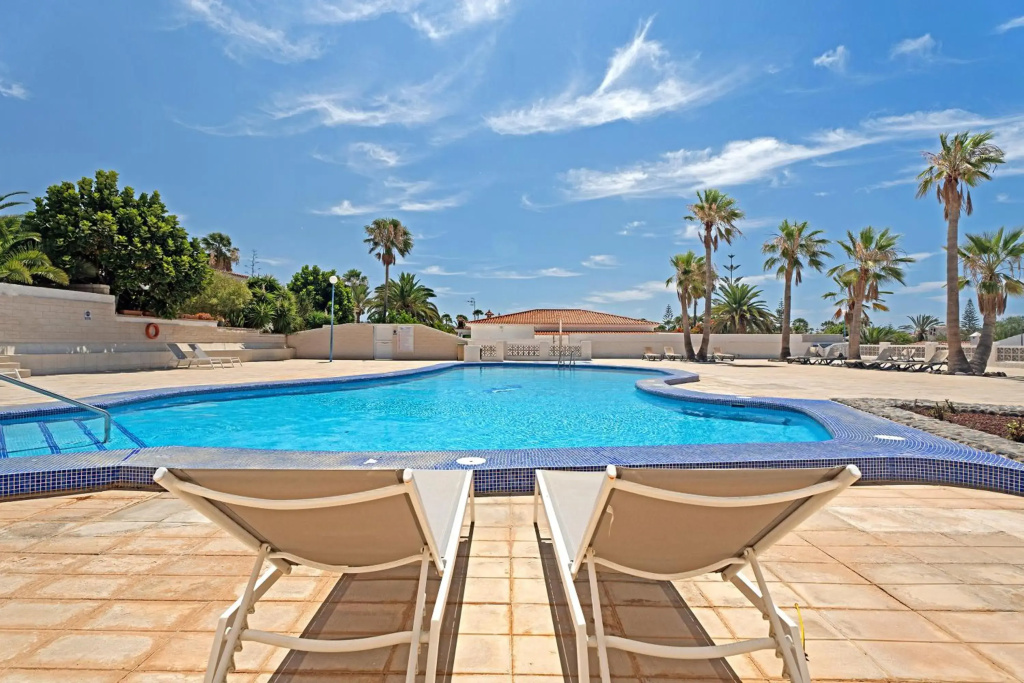 Apartamentoscomplejo Residencial Con Piscina+Wiffi