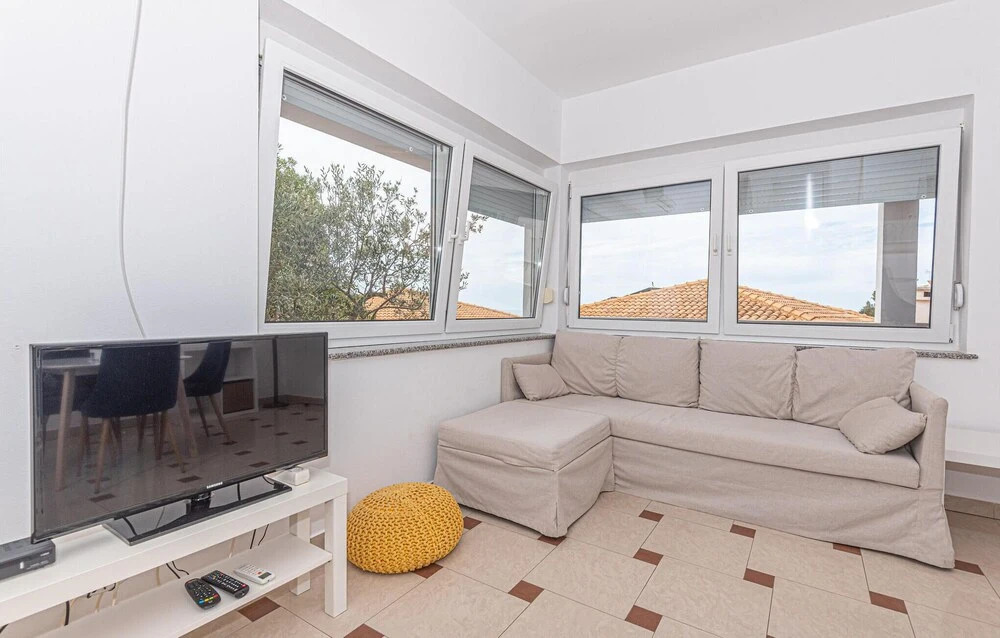Stunning Apartment in Primosten With Wifi and 1 Bedrooms