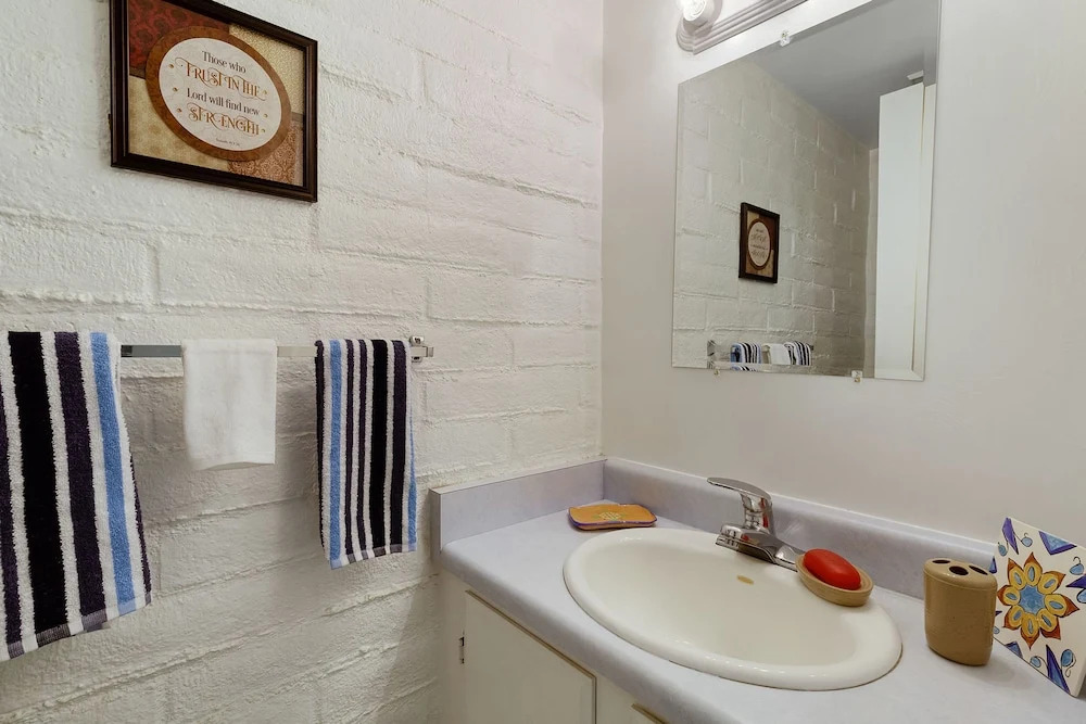 Sitting Pretty 2 BR by Casago