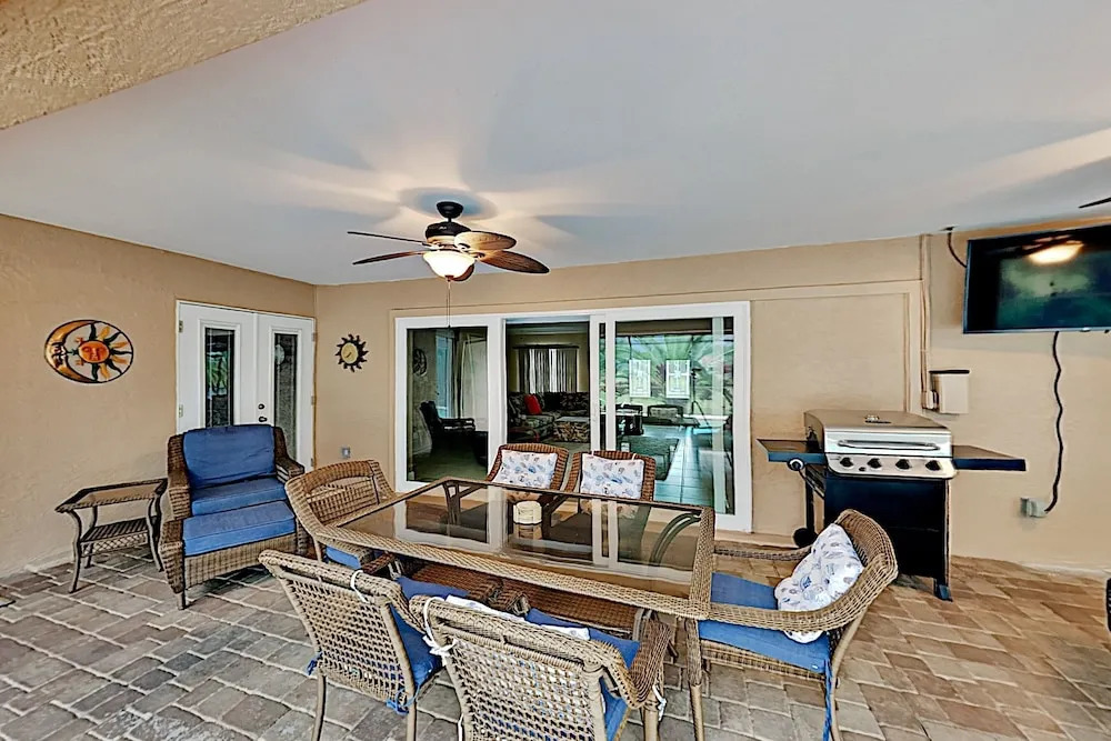 Canal-front Cape Coral Oasis W/ Private Pool 4 Bedroom Home