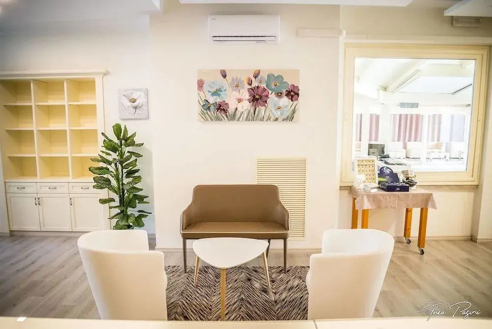 Hotel Lonatino