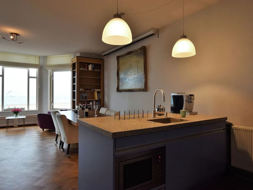 Vintage Apartment in South Holland With Sea View