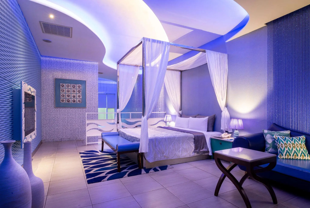 Vogue Boutique Motel