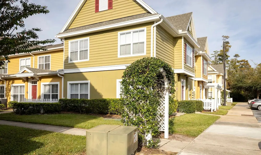 Entire House in Resort Just Minutes From Disney