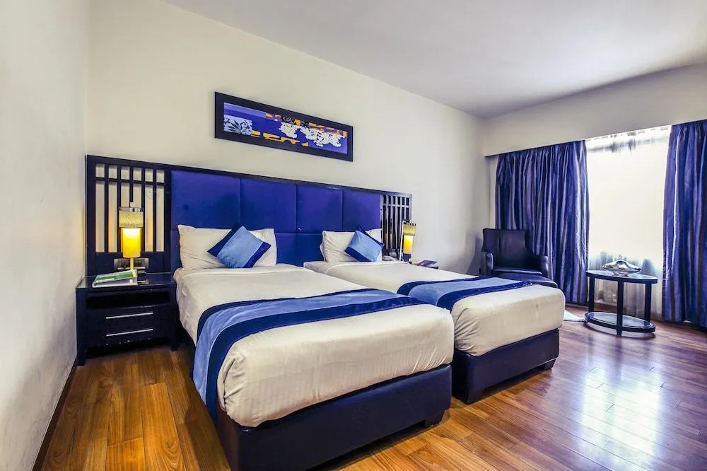 Ebony Boutique Hotel
