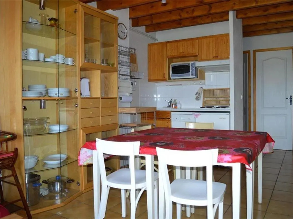 Appartement Les Angles, 4 pièces, 6 personnes - FR-1-593-16