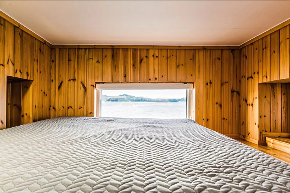 Yeosu White Village Pension
