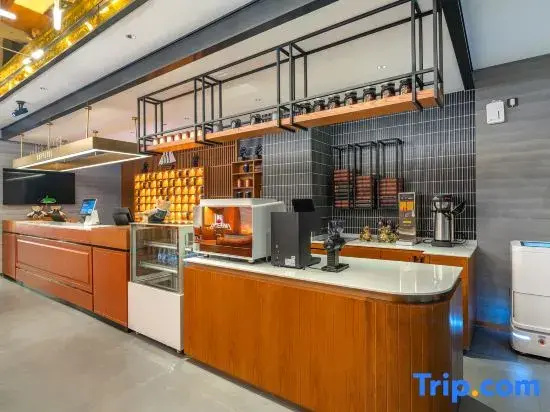 Zhefei Hotel (Tianjin Zhongbei Town Government Canal Culture Center Branch)