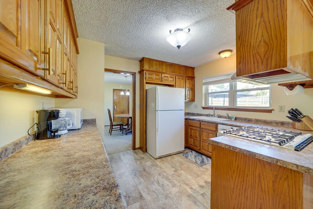 Quiet Oklahoma Home - Close to Golf Courses!